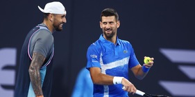 L'incredibile retroscena di Djokovic su Kyrgios: "Quando è in giro a bere mi manda..."
