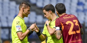 La moviola di Roma-Torino: Ayroldi grazia Asllani, niente rigore su Mancini