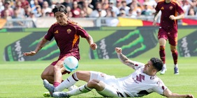 Roma, Dybala shock: lesione alla coscia, salta il derby