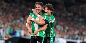 Liga, il Betis Siviglia cala il tris: Cucho Hernandez e Fornals piegano la Real Sociedad