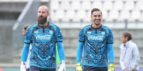 Napoli, ballottaggio in porta: Conte sceglie il numero uno