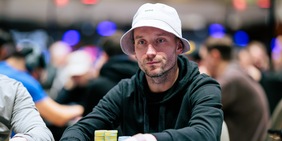 WSOPE 2025, il primo braccialetto è di Wojciechowski