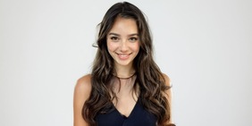 Allarme a Hollywood: Tilly Norwood, la prima attrice creata dall'intelligenza artificiale