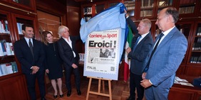 “Una grande storia italiana”, ecco il francobollo dei 100 anni del Corriere dello Sport