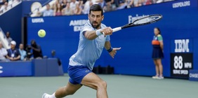 Djokovic lancia la sfida a Sinner: "Lo voglio affrontare ancora, al meglio dei tre set..."