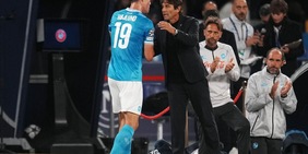 Hojlund stregato da Conte e da Napoli: “Il meglio per la mia carriera”