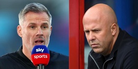 Carragher affossa il Liverpool di Slot: "Gioca a basket, non a calcio"