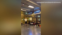 Milan, Ibrahimovic non si ferma con i pesi e poi...si concede una grigliata di carne!