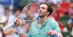 Rinderknech elimina Aliassime a Shanghai e fa un grande regalo a Musetti: cosa cambia nella corsa alla Race