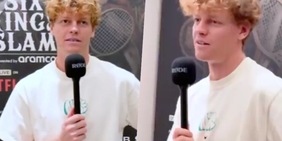 Quale attore potrebbe interpretarlo in un film? Sinner ha la risposta pronta