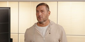 Totti senza filtri: "Spalletti venne a Roma per farmi smettere, ho pianto per tre settimane". Poi parla dello sputo a Poulsen e del calcio a Balotelli