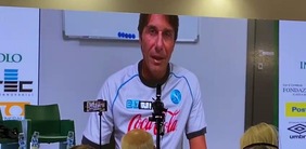 Il saluto di Antonio Conte durante il premio Manlio Scopigno