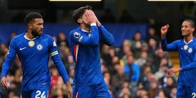 Il Chelsea cade contro il Sunderland. Tre punti per il Manchester United