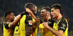 Bundesliga: il Borussia Dortmund batte l'Augsburg a domicilio e si avvicina al Bayern Monaco