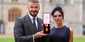 Perché David Beckham è diventato cavaliere e cosa cambia ora per lui e la moglie Victoria