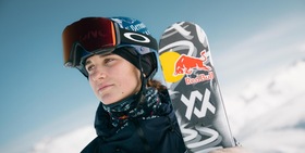 Rottura crociato anteriore destro per Flora Tabanelli: le olimpiadi rimangono un obiettivo per l'azzurra di Freestyle