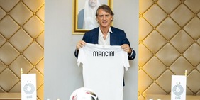 Mancini all'Al Sadd: è ufficiale. Dopo l'Arabia Saudita, l'ex ct riparte dal Qatar