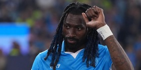 Anguissa fuori dieci settimane, ma continua la trattativa con il Napoli per il rinnovo