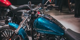 Harley-Davidson a EICMA 2025: debutta la Bagger World Cup e le nuove livree 2026