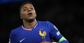 Mbappé lascia il ritiro della Francia per infortunio: le condizioni dell'attaccante