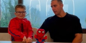 Brayan, il piccolo campione delle Atp Finals manda un messaggio a Sinner: "Vorrei incontrarti..."