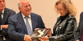 A Giuseppe Manfredi il premio “Ambasciatori di Terre di Puglia”