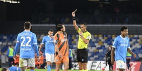 Moviola Napoli-Atalanta: bravo Di Bello. E Zappacosta non è da rosso