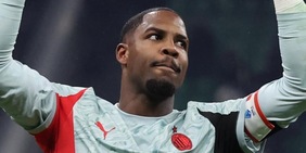 Maignan via a parametro zero, il Milan prova a blindarlo con l'aiuto di Allegri