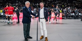 Dalla Riva anticipa il futuro: i campi colorati conquistano il basket mondiale nel 2026