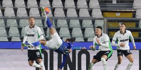 La rovesciata di Nico Paz incanta il mondo, in Spagna sono senza parole: "Ma come fa?"