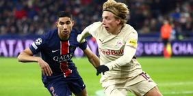 Mads Bidstrup e la fascia di capitano del Salisburgo