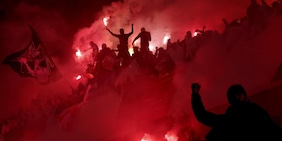 Follia a Nizza, giocatori aggrediti da ultras: paura per Boga e Moffi
