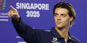 Ceccon e il rapporto con Pilato e Pellegrini: "Benedetta non l'ho più sentita. E con Federica...". Poi svela una cosa su Sinner