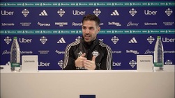 Fabregas alla giornalista: "Vuoi che vinciamo lo Scudetto?"