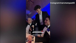 Festa Ducati, Marquez scherza con il team manager Tardozzi