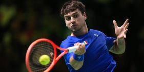 Cobolli sincero: “Alcaraz mi dà tanti consigli. Sinner? Siamo realisti…”