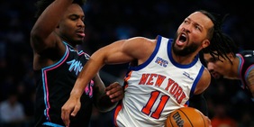 Nba, Sacramento batte i Rockets a sorpresa. Brunson super, Fontecchio ne fa 7