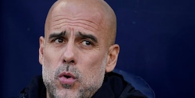 Guardiola "minaccia" i giocatori del Manchester City: "Chi ingrassa a Natale resta fuori"