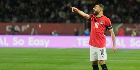 L'Egitto batte il Sudafrica e stacca il pass: decisivo Salah in Coppa d'Africa. Polemiche sull'arbitro