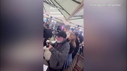 Ilary Blasi balla scatenata con Bastian