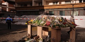 Tragedia Crans Montana, da Como-Udinese ad Atalanta-Roma: un minuto di silenzio in tutti gli stadi