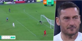 Totti sbaglia un rigore in Messico e reagisce così: il video diventa virale
