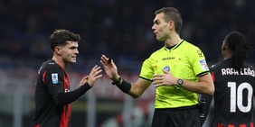 Moviola Milan-Lecce: pochi fischi per Zufferli, regolare la rete di Fullkrug