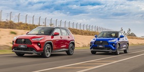 Il mercato 2025 premia la strategia Toyota