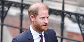 Principe Harry piange in tribunale: "Meghan Markle? Un inferno"