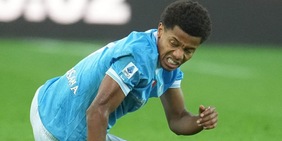 Napoli, Neres è partito per Londra: va ad operarsi dopo l'infortunio con la Lazio