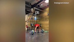 Ibra, 135 kg di pesi? Nessun problema...