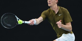 Sinner batte Shelton e vola in semifinale agli Australian Open: rivivi la diretta