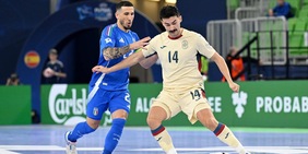 Futsal, troppa Spagna per l'Italia: EURO 2026 termina ai quarti. Samperi: "Abbiamo dato tutto"