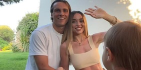 Calcio e sacrifici: "Cinque traslochi in tre anni". La compagna del calciatore non ce la fa più